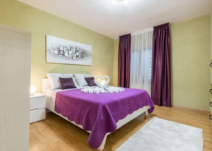 Old Town House *