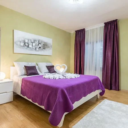 Old Town House *