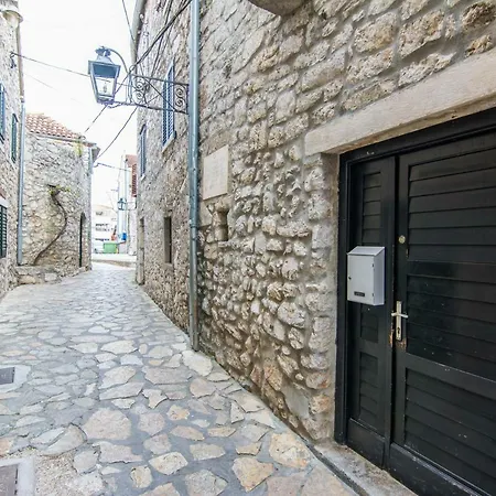Old Town House Apartment